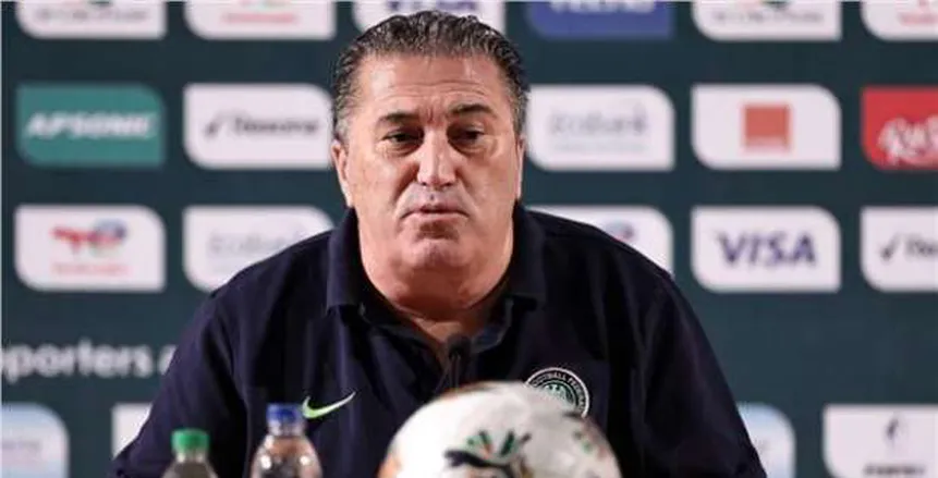 بيسيرو: زيزو تشتت تركيزه قبل مواجهة ستيلينبوش والزمالك يضع كأس مصر نصب عينيه