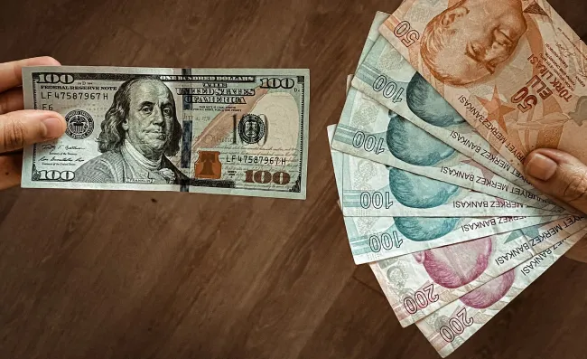 أسعار صرف الليرة التركية مقابل الدولار اليوم السبت 26 أبريل 2025: استقرار ملحوظ في السوق