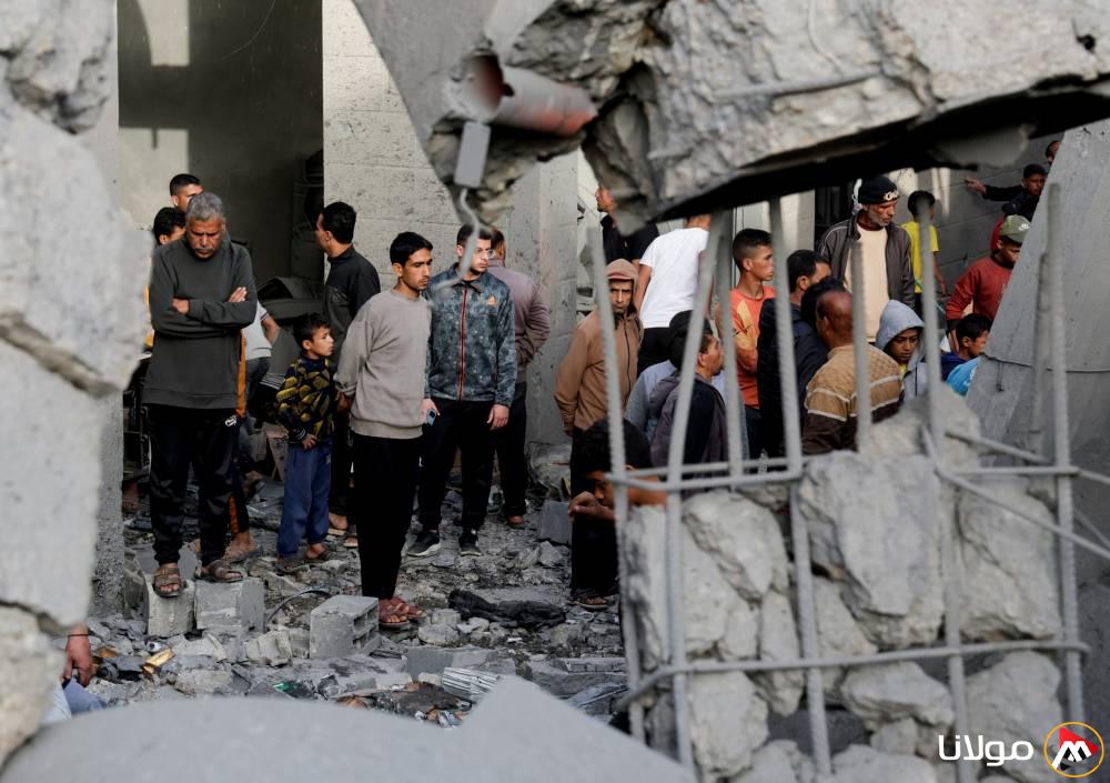 غارات تسفر عن مقتل 25 فلسطينيًا في غزة.. وحزب إسرائيلي يدعو لإعادة الرهائن ووقف النزاع