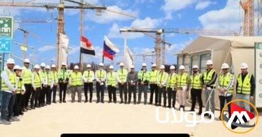 رئيس المحطات النووية يزور محطة الضبعة ويجتمع بالعاملين في المشروع.