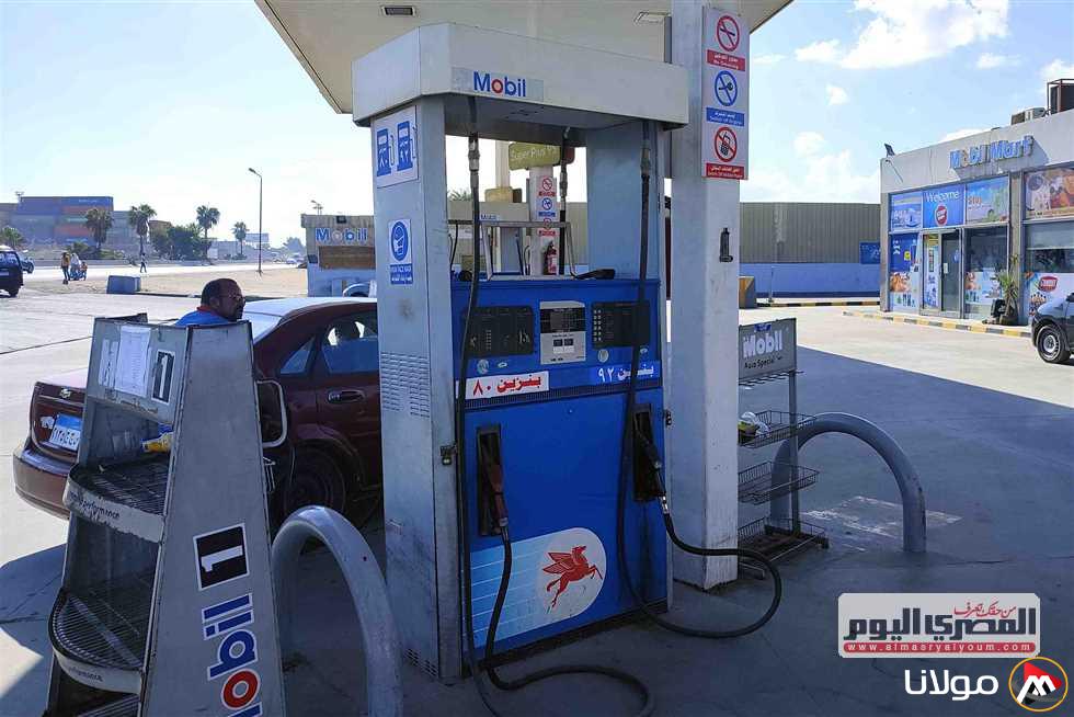 بعد مرور 6 أشهر: استراتيجية الحكومة بشأن رفع أسعار البنزين والديزل