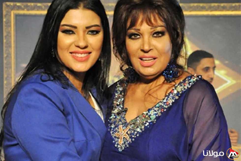 فيفي عبده تعبر عن رغبتها في تأليف سيرتها الذاتية بمشاركة ابنتها.