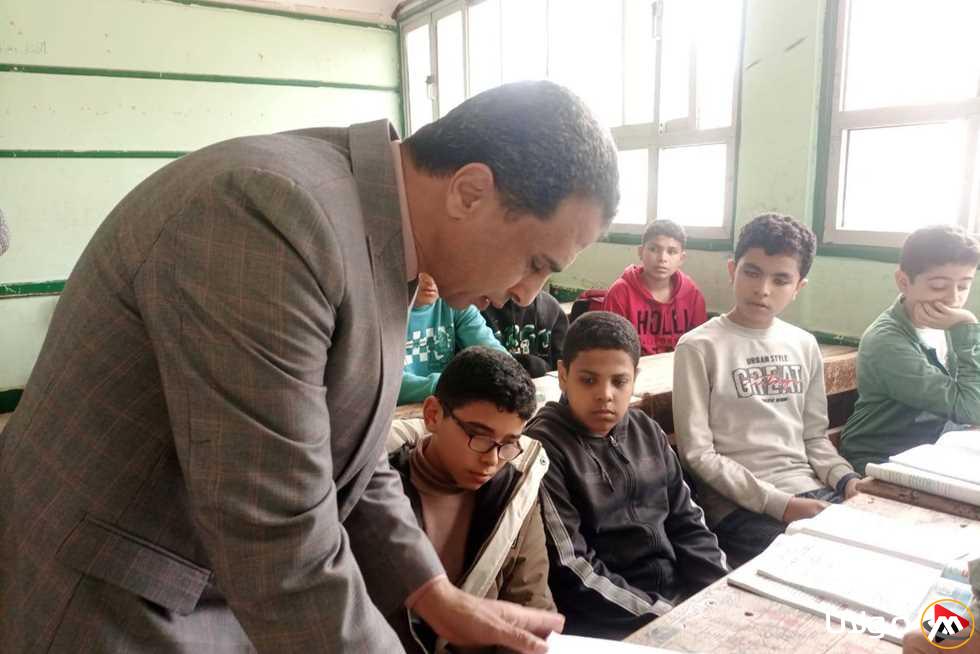 وكيل وزارة التعليم في كفر الشيخ يزور مدارس قلين لمتابعة تقدم العملية التعليمية