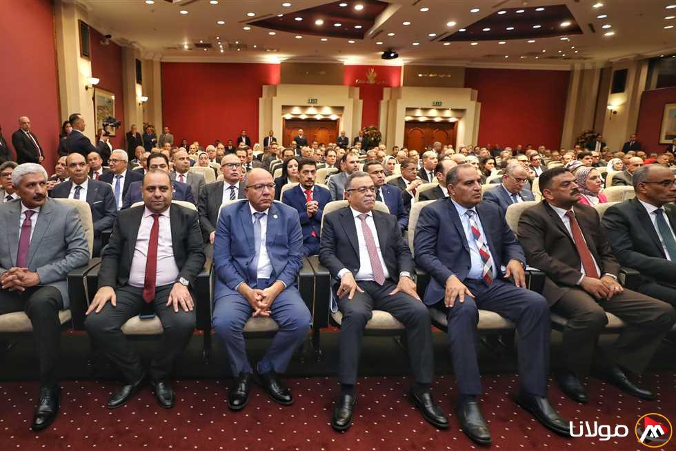 وزير البترول يجتمع بشكل موسع مع قادة القطاع لمراجعة الأداء وتحديد الأهداف للفترة القادمة
