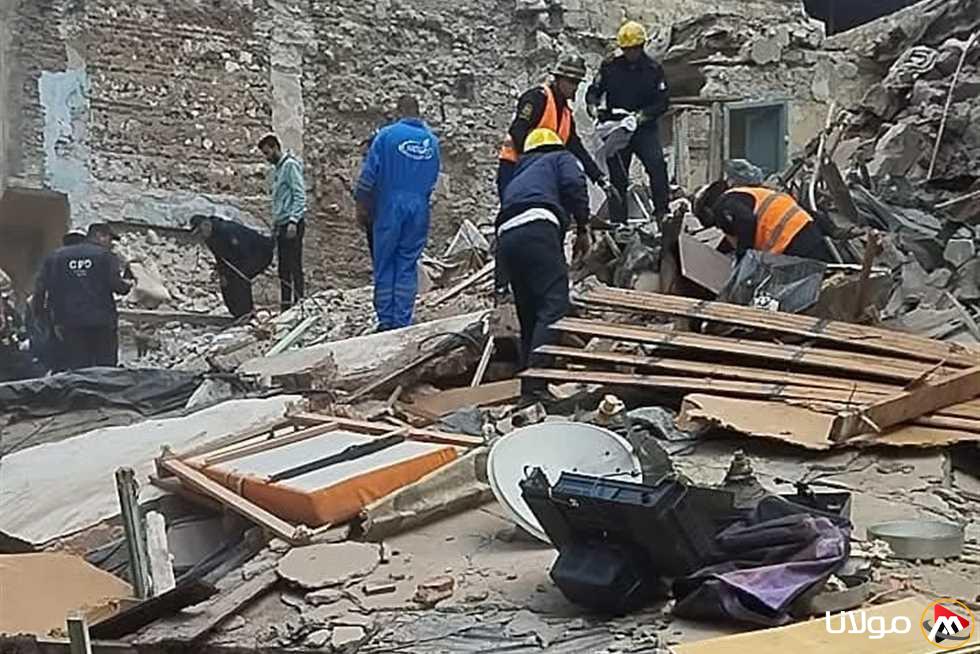 إنقاذ أطفال من تحت الأنقاض.. ننشر أسماء المصابين في انهيار عقار اللبان بالإسكندرية (صور)