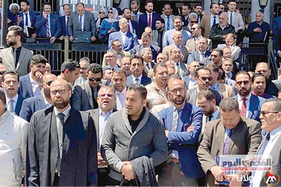 لليوم الثاني على التوالي: المحامون مستمرون في رفض دفع الرسوم في خزائن محاكم الاستئناف على مستوى البلاد