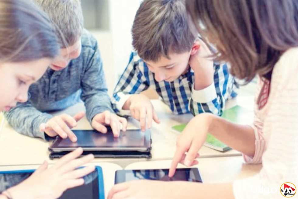 التحاور بحرية وحماية الخصوصية من خلال حجب المحتوى غير المناسب: طرق فعالة لحماية الأطفال، بالإضافة إلى حذف سجلات التصفح وتغيير كلمات المرور كوسائل لعدم تمكن الآباء من متابعة أنشطتهم على الإنترنت