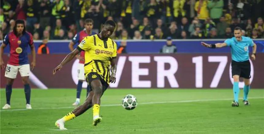 ملخص مباراة دورتموند وبرشلونة: جيراسي يحرز هدفين