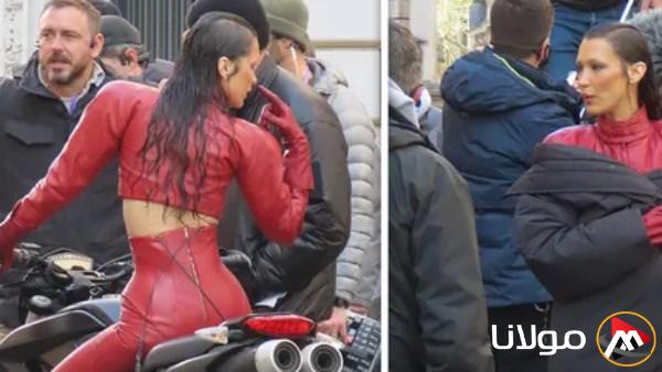 بملابس جلدية مثيرة.. اكتشف إطلالة «بيلا حديد» في باريس أثناء تصوير مسلسل «The Beauty»